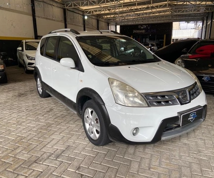 Nissan LIVINA 2014 Branco — foto 1 de 3