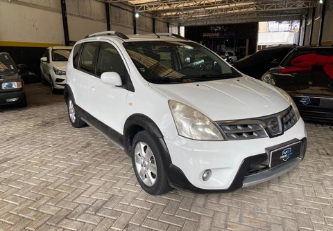 Nissan LIVINA 2014 Branco — foto 1 de 3