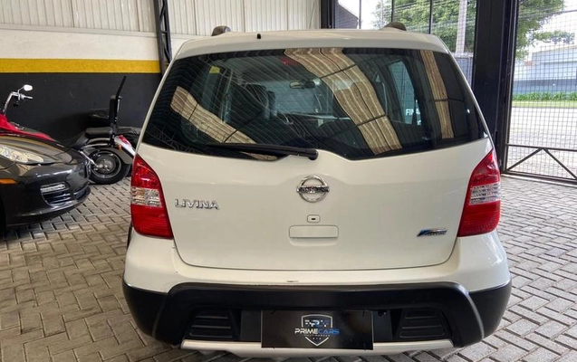 imagem-https://www.socarrao.com.br/sc-vehicle-images-prod/3939636/1790023494743-8489223_4_B_e30f9bb459.jpeg