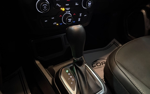 imagem-https://www.socarrao.com.br/sc-vehicle-images-prod/3939895/1789738072956-NzBlYThkMGEtMDE5Ny00YmEyLWExMjUtMzYyMGZkNzgzZjFjLmpwZWc.jpeg