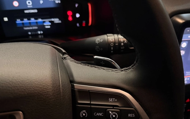 imagem-https://www.socarrao.com.br/sc-vehicle-images-prod/3939895/1789738073085-ZDAzZDUwNjctN2M2OS00NGQ1LTk1ZmEtOTBhZDU5NzYyNGJhLmpwZWc.jpeg