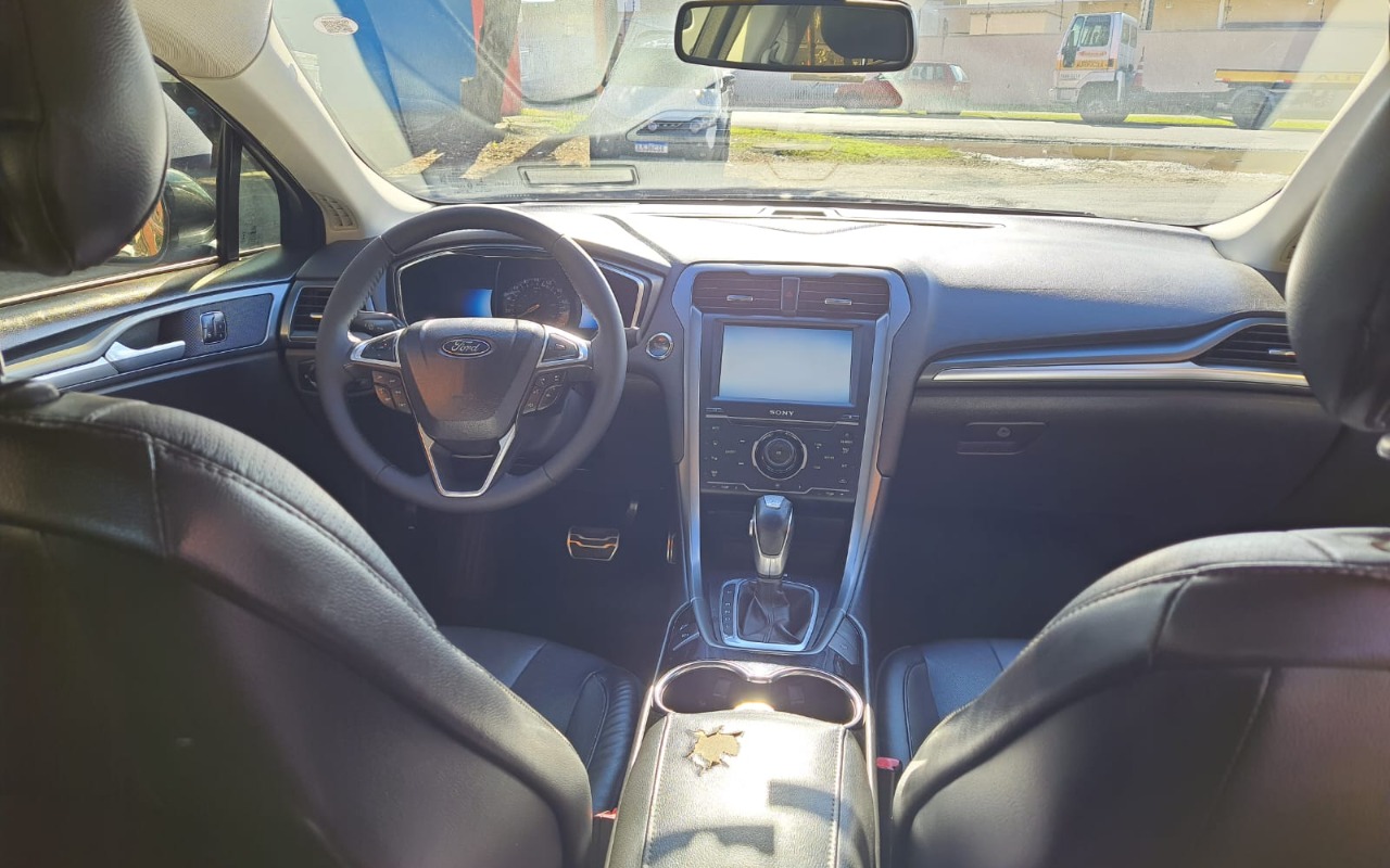 imagem-https://www.socarrao.com.br/sc-vehicle-images-prod/3939901/1789738094058-V2hhdHNBcHAgSW1hZ2UgMjAyNi0wOS0xOCBhdCAxMC4xNS4yNC5qcGVn.jpeg