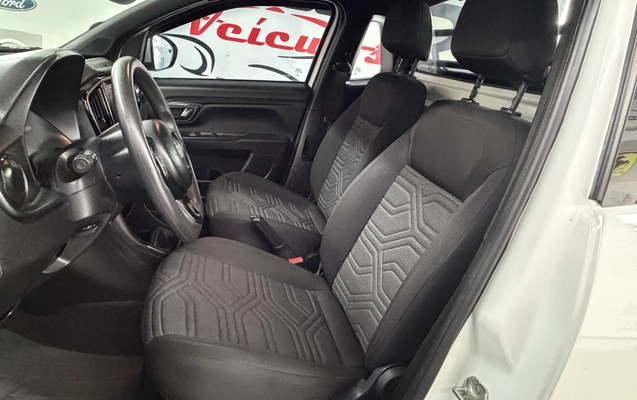 imagem-https://www.socarrao.com.br/sc-vehicle-images-prod/3939902/1789738093456-05ab39e1-0b6e-4444-982a-bafb0fad6ca5.jpg