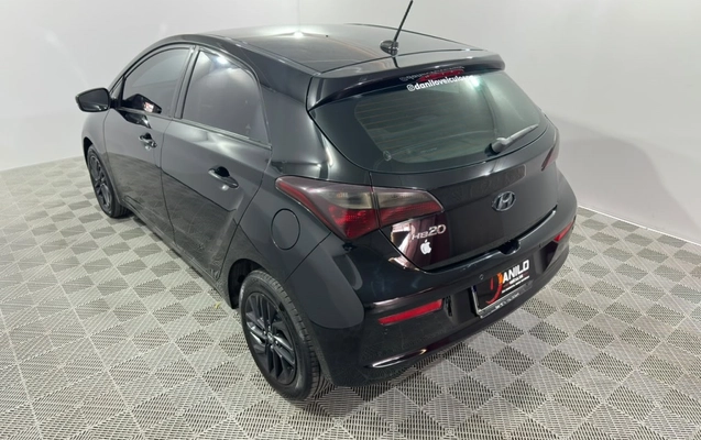 imagem-https://www.socarrao.com.br/sc-vehicle-images-prod/3939904/1789738132020-3_102816.jpg