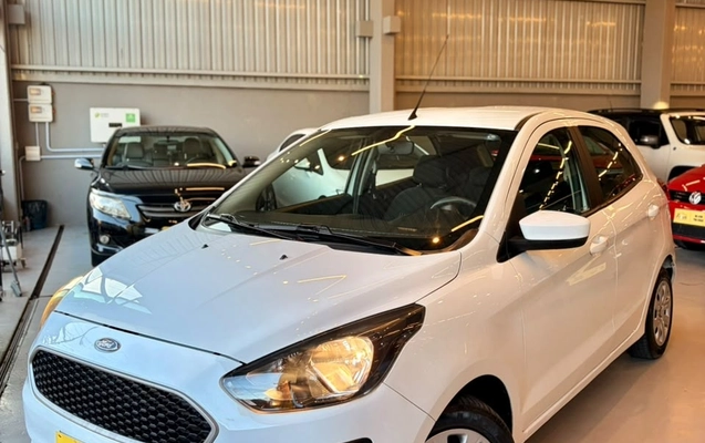 imagem-https://www.socarrao.com.br/sc-vehicle-images-prod/3939906/1789738178248-b90d4843-93e4-4823-a68f-795eb3e3834c.jpg