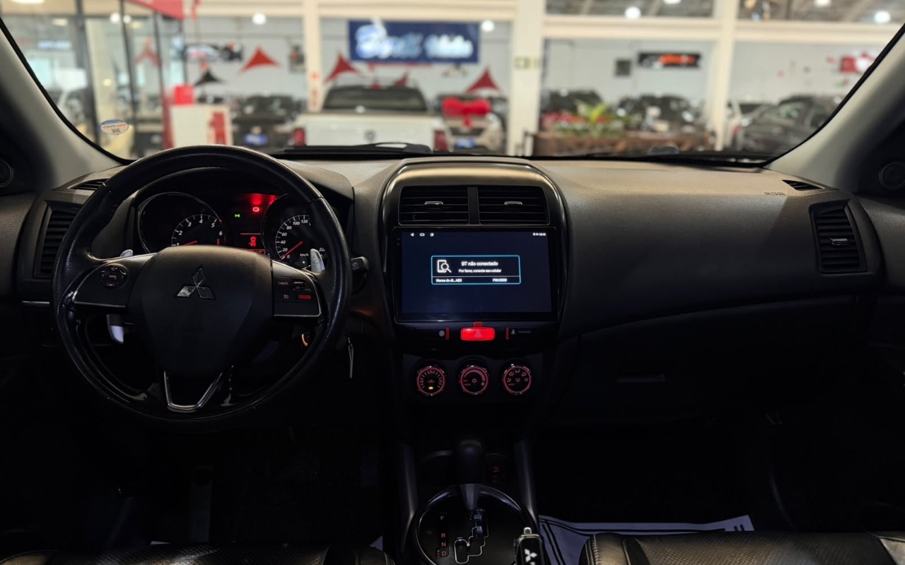 imagem-https://www.socarrao.com.br/sc-vehicle-images-prod/3940170/1789738624114-ZDQ1MjZmZTctODI5ZS00MWZkLTgxMjAtZGQyY2I3NTkyZjVmLmpwZWc.jpeg