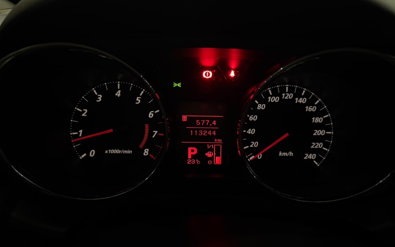imagem-https://www.socarrao.com.br/sc-vehicle-images-prod/3940170/1789738624349-NmRhNGJhYWMtZjBjMy00Yjg4LTlkNTItMzgxYTUxNTNhMmUyLmpwZWc.jpeg