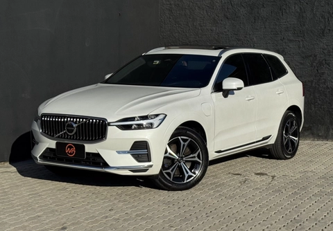 Volvo XC60 2022 Branco — foto 1 de 3