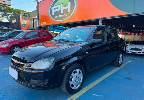 Chevrolet Classic 2012 Preto — foto 1 de 3
