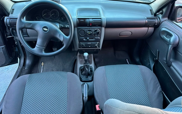 imagem-https://www.socarrao.com.br/sc-vehicle-images-prod/3940299/1789739004650-7c5b4eb0-0be9-484a-9901-26475416c478.jpg