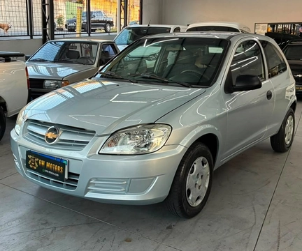 Chevrolet Celta 2009 Prata — foto 1 de 3