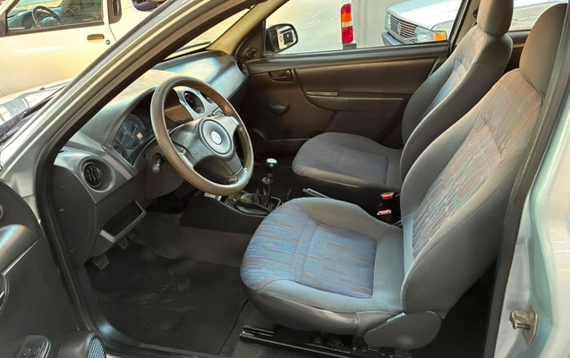 imagem-https://www.socarrao.com.br/sc-vehicle-images-prod/3940312/1789739124957-V2hhdHNBcHAgSW1hZ2UgMjAyNi0wOS0xOCBhdCAxMC4zOS4xOCAoMykuanBlZw.jpeg