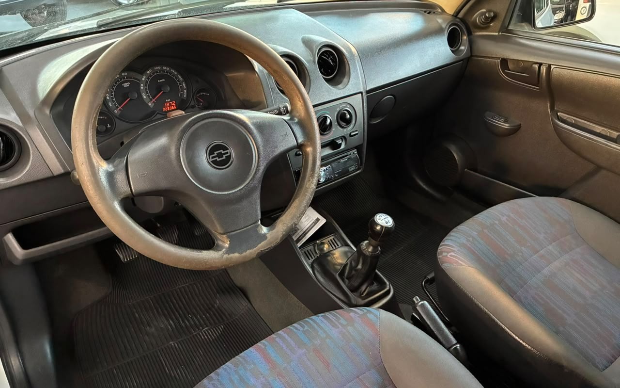imagem-https://www.socarrao.com.br/sc-vehicle-images-prod/3940312/1789739125061-V2hhdHNBcHAgSW1hZ2UgMjAyNi0wOS0xOCBhdCAxMC4zOS4xOSAoMSkuanBlZw.jpeg