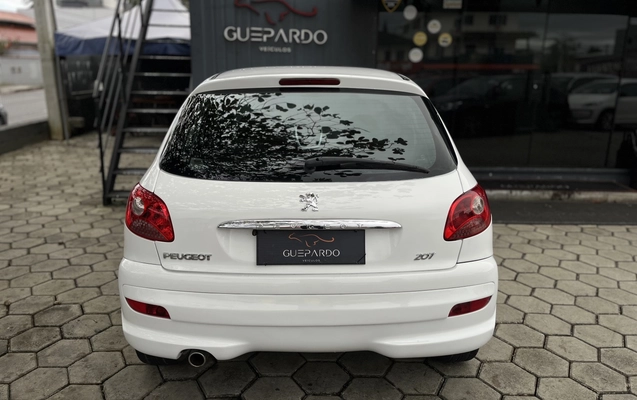 imagem-https://www.socarrao.com.br/sc-vehicle-images-prod/3940699/1789739873499-1_033716.jpg