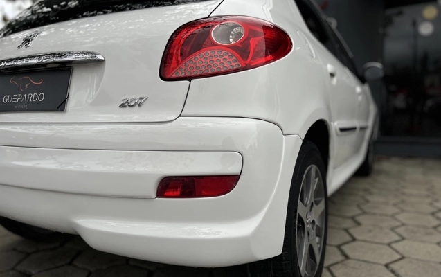 imagem-https://www.socarrao.com.br/sc-vehicle-images-prod/3940699/1789739873503-1_033721.jpg