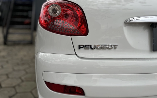 imagem-https://www.socarrao.com.br/sc-vehicle-images-prod/3940699/1789739873504-1_033722.jpg