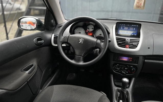 imagem-https://www.socarrao.com.br/sc-vehicle-images-prod/3940699/1789739873510-1_033728.jpg