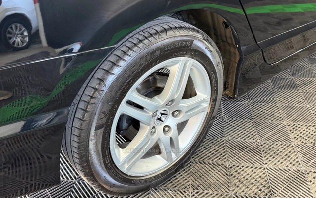 imagem-https://www.socarrao.com.br/sc-vehicle-images-prod/3940983/1789740506233-f297a120a626404718c015c0d10e6c99_big.jpeg