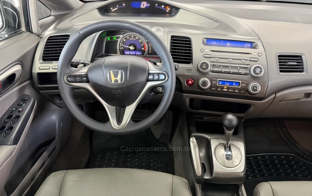 imagem-https://www.socarrao.com.br/sc-vehicle-images-prod/3940983/1789740506235-059bbb64bd407a39768cbb0424277d88_big.jpeg
