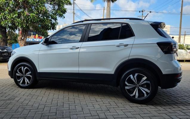 imagem-https://www.socarrao.com.br/sc-vehicle-images-prod/3941052/1789740691582-ead34692-0883-4637-b4b6-87474100ce3b.jpg