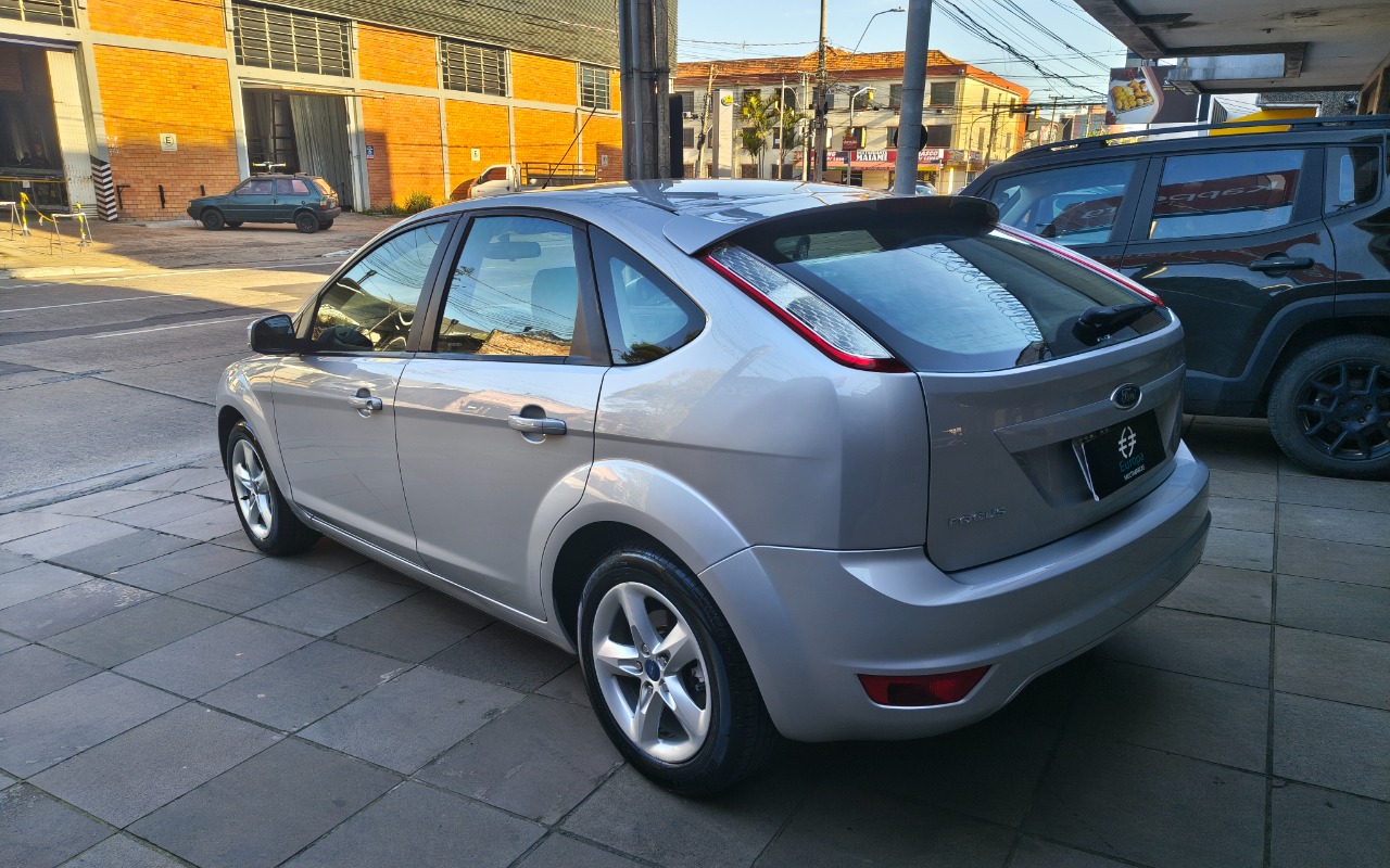 imagem-https://www.socarrao.com.br/sc-vehicle-images-prod/3941112/1789740864687-SU1HXzIwMjYwOTE3XzE2MjMzMjk3OF9IRFIuanBn.jpg