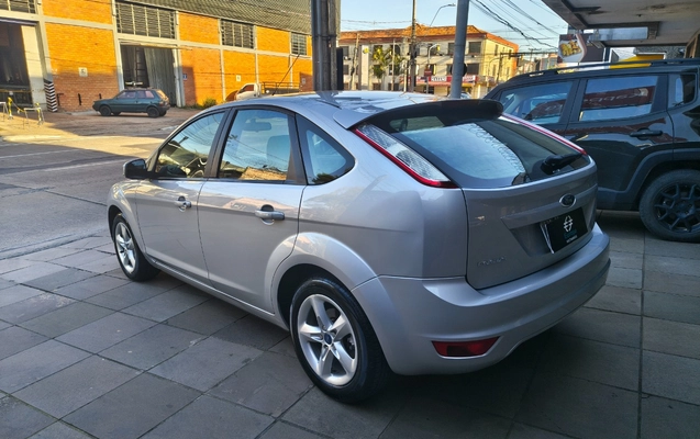 imagem-https://www.socarrao.com.br/sc-vehicle-images-prod/3941112/1789740864687-SU1HXzIwMjYwOTE3XzE2MjMzMjk3OF9IRFIuanBn.jpg
