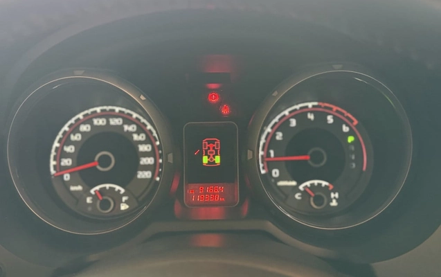 imagem-https://www.socarrao.com.br/sc-vehicle-images-prod/3941117/1789740969555-vehicle_image_1789740778_1def06e7d2a916b4828f0845877ba876.jpeg