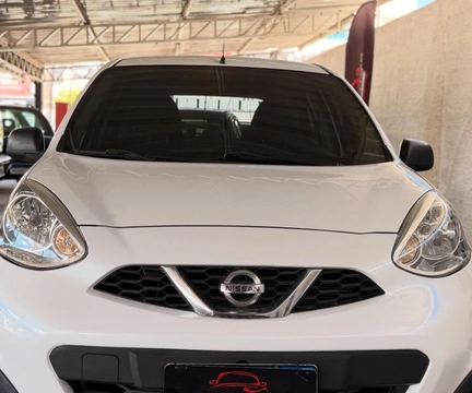 Nissan MARCH S 1.0 12V Flex 5p 2016 Branco — foto 1 de 3