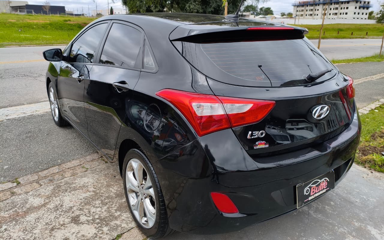 imagem-https://www.socarrao.com.br/sc-vehicle-images-prod/3941195/1789741092410-V2hhdHNBcHAgSW1hZ2UgMjAyNi0wOS0xOCBhdCAxMC4zNi40NSAoMSkuanBlZw.jpeg