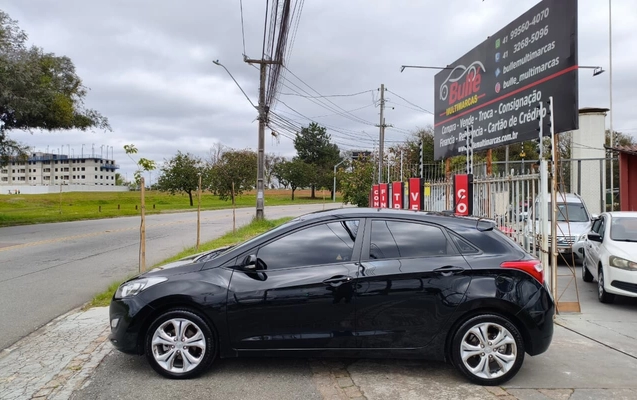 imagem-https://www.socarrao.com.br/sc-vehicle-images-prod/3941195/1789741092651-V2hhdHNBcHAgSW1hZ2UgMjAyNi0wOS0xOCBhdCAxMC4zNi40NiAoNCkuanBlZw.jpeg