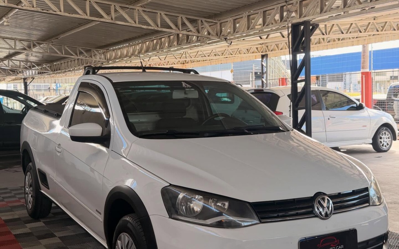 Volkswagen Saveiro 2015 Branco — foto 1 de 3