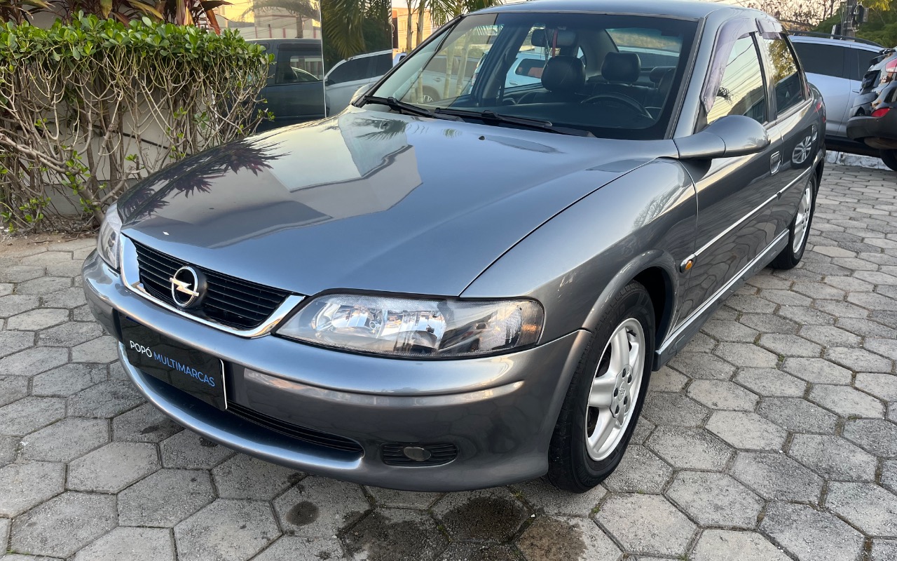 Chevrolet Vectra 2001 Cinza — foto 1 de 3