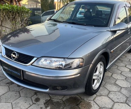 Chevrolet Vectra 2001 Cinza — foto 1 de 3