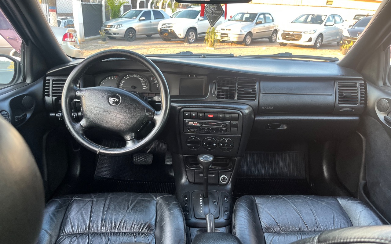 imagem-https://www.socarrao.com.br/sc-vehicle-images-prod/3941473/1789741651333-SU1HXzI2MzEuanBlZw.jpeg