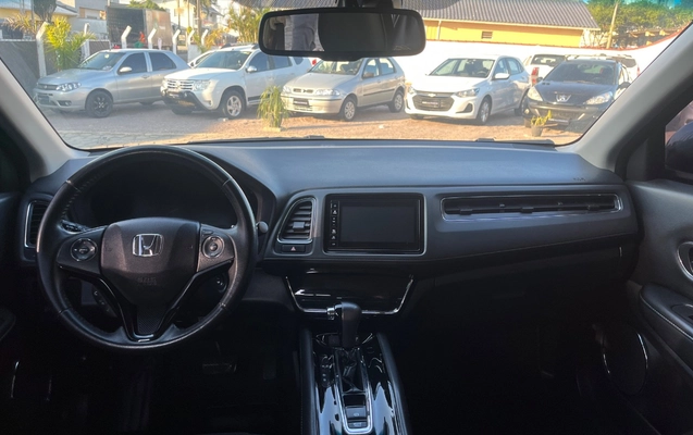 imagem-https://www.socarrao.com.br/sc-vehicle-images-prod/3941473/1789741651912-SU1HXzI2MjAuanBlZw.jpeg