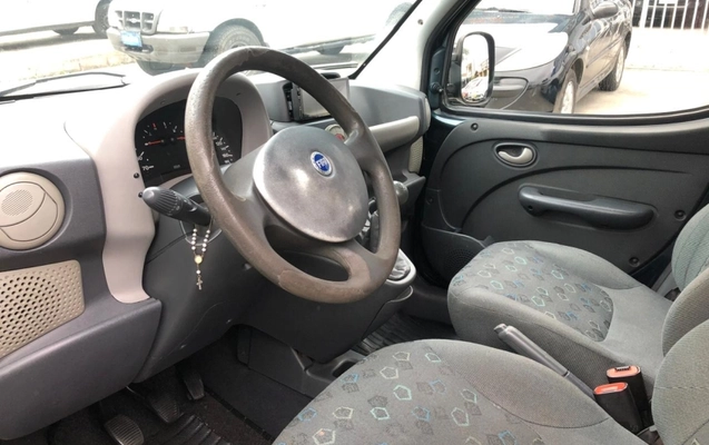 imagem-https://www.socarrao.com.br/sc-vehicle-images-prod/3941506/1789741763146-o36aYmvmjxi3hoy7Fi7E3CMvn4fXHdl2.jpg