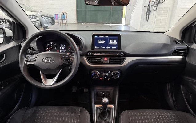 imagem-https://www.socarrao.com.br/sc-vehicle-images-prod/3941508/1789741795227-vehicle_image_1789741582_6fefa77fdb0cf650b6af15c5520fccc0.jpeg