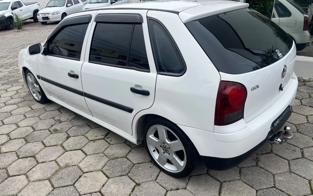 imagem-https://www.socarrao.com.br/sc-vehicle-images-prod/3941518/1789744871059-SU1HXzIyMDAuanBlZw.jpeg