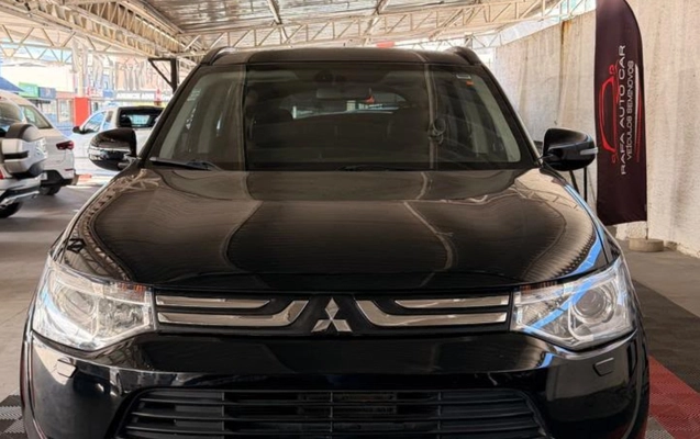 imagem-https://www.socarrao.com.br/sc-vehicle-images-prod/3941570/1789741979971-V2hhdHNBcHAgSW1hZ2UgMjAyNi0wOC0wNCBhdCAxMC4zMi4xMyAoMykuanBlZw.jpeg