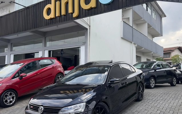 imagem-https://www.socarrao.com.br/sc-vehicle-images-prod/3941612/1789742046851-79fef4ff-563d-4d53-b2a1-9fc63926f058.jpeg