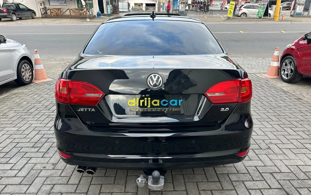 imagem-https://www.socarrao.com.br/sc-vehicle-images-prod/3941612/1789742046862-706b8f16-2be9-4ec1-bcc7-a18d435b726a.jpeg