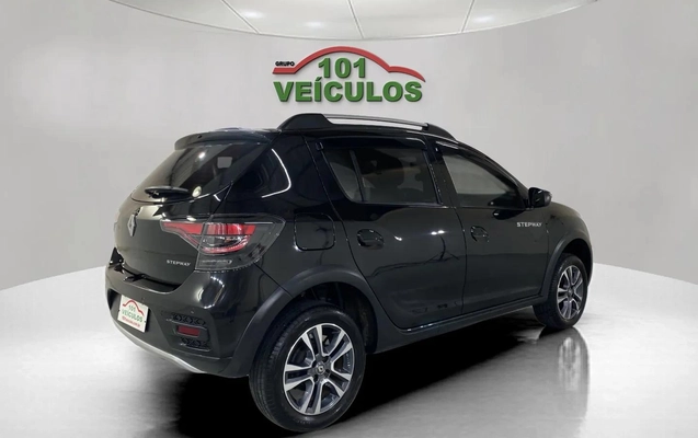 imagem-https://www.socarrao.com.br/sc-vehicle-images-prod/3941877/1789742433179-003_bf0c988eefef943a522382a2912992be.jpg