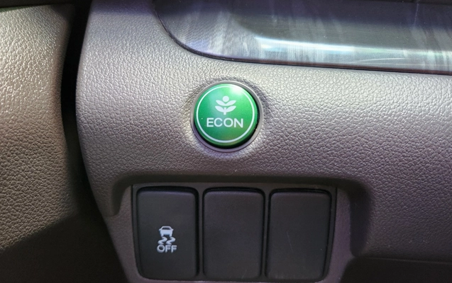 imagem-https://www.socarrao.com.br/sc-vehicle-images-prod/3941896/1789742534830-MjAyNjA5MThfMTExMTQxLmpwZw.jpg