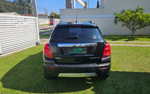 imagem-https://www.socarrao.com.br/sc-vehicle-images-prod/3941923/1789742739560-8_113935.jpg