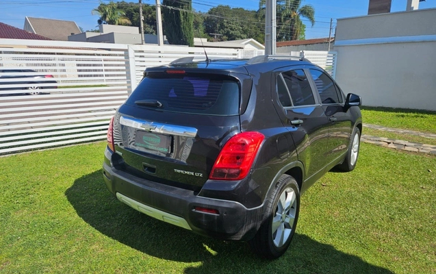 imagem-https://www.socarrao.com.br/sc-vehicle-images-prod/3941923/1789742739560-9_113935.jpg