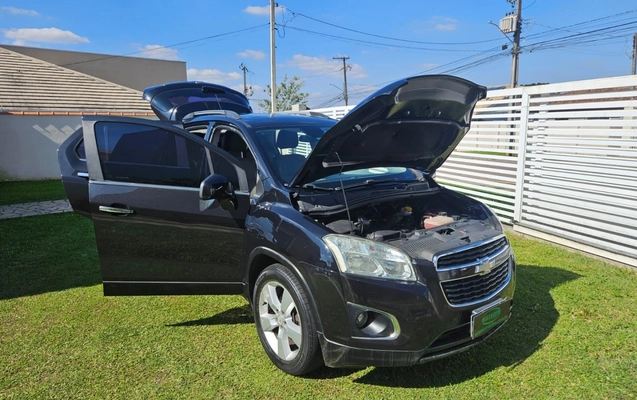 imagem-https://www.socarrao.com.br/sc-vehicle-images-prod/3941923/1789742739562-12_113935.jpg