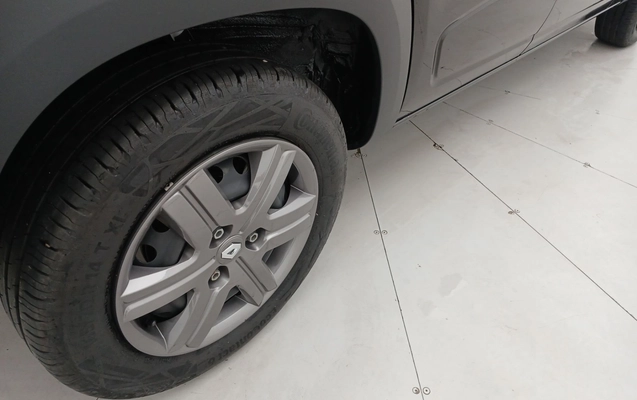 imagem-https://www.socarrao.com.br/sc-vehicle-images-prod/3941959/1789742824977-15.jpg