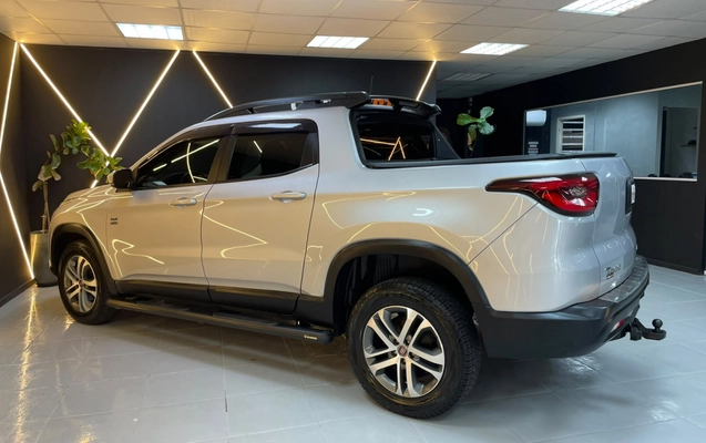 imagem-https://www.socarrao.com.br/sc-vehicle-images-prod/3942147/1789743054139-WAwDZCeqpopPaup0N50bpGSOLpdVMG24.jpg