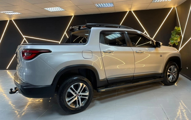 imagem-https://www.socarrao.com.br/sc-vehicle-images-prod/3942147/1789743054140-bJTQgnLHuhwOTqz4cbtZupxh2eELfaDz.jpg