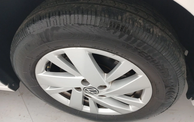 imagem-https://www.socarrao.com.br/sc-vehicle-images-prod/3942296/1789743307366-14.jpg